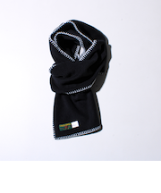 【GLOSTER別注】【TWEEDMILL】ブランケットステッチフリーススカーフ