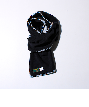 【GLOSTER別注】【TWEEDMILL】ブランケットステッチフリーススカーフ