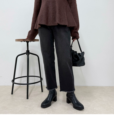 カットオフデニムパンツ