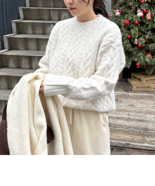 ふわふわ柄編みニットプルオーバー