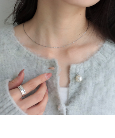 ねじりチェーンミディネックレス