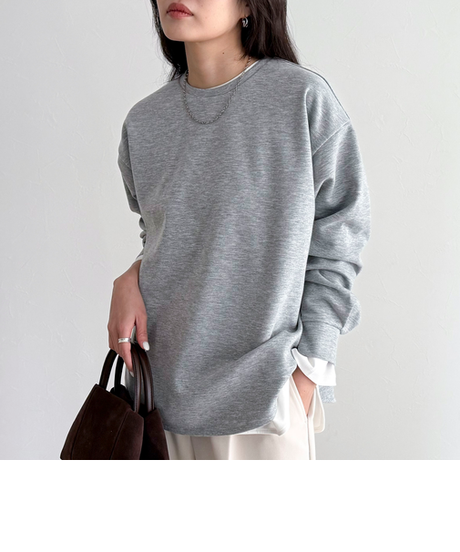 バックスリットポンチプルオーバー