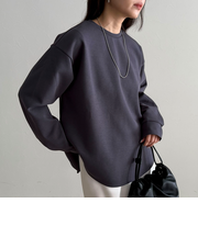 バックスリットポンチプルオーバー