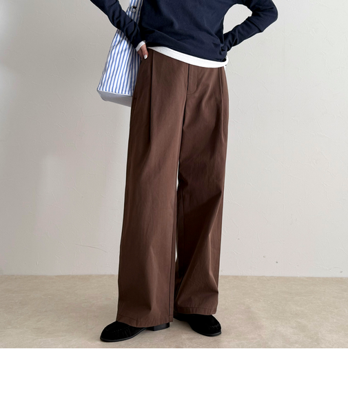 チノタックパンツ