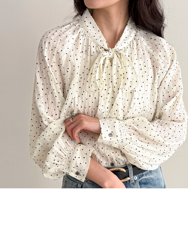 ハートドットボウタイブラウス