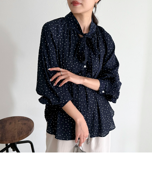 ハートドットボウタイブラウス