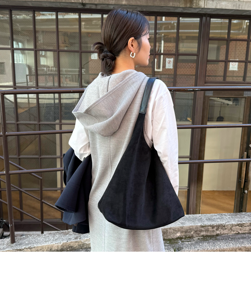 フェイクスエードトライアングルバッグ