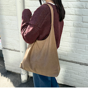 フェイクスエードトライアングルバッグ