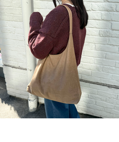 フェイクスエードトライアングルバッグ