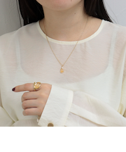 クリアカラードロップネックレス