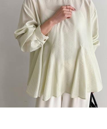 ペプラムシアーボリュームブラウス