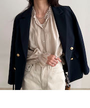 シャイニーシアーギャザーブラウス