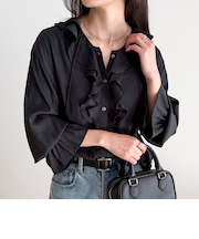 ボリュームフリル前開きブラウス