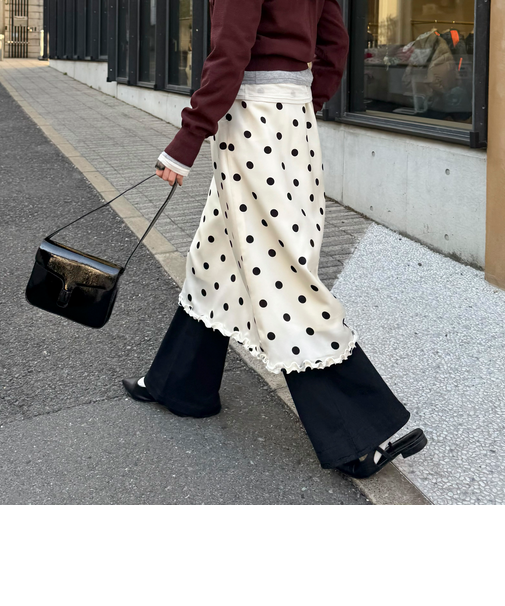 サテンドットミディスカート