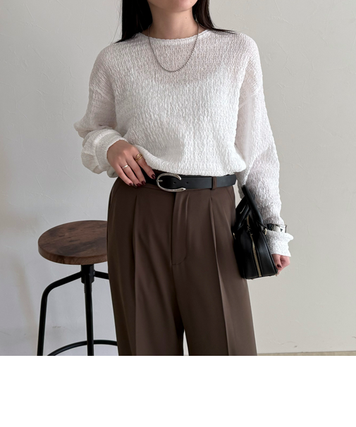 ラウンドヘムカットブラウス