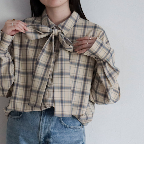 チェック柄ビッグボウタイブラウス