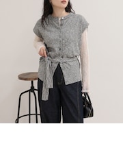 ベルト付きニットベスト