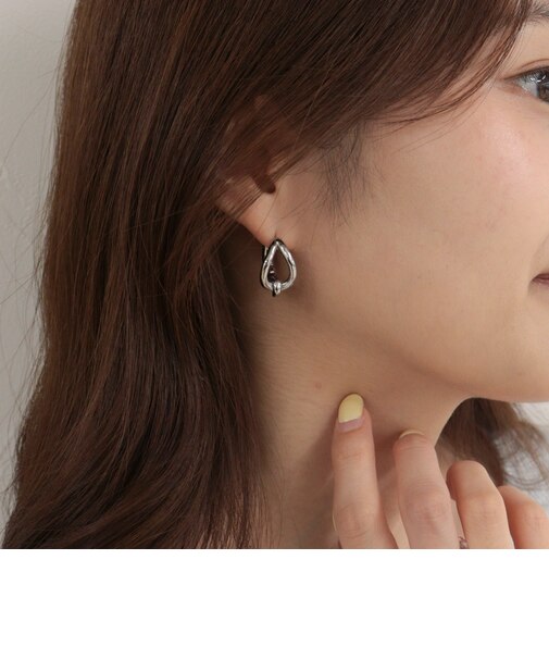 ステンレス涙フレームピアス