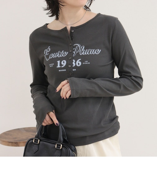 ヘンリーネックグラフィックロンTシャツ