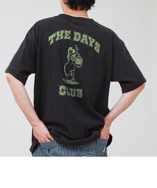 【THE DAYS/ザ デイ】HIGE MOJI ROMAJI TEE 髭文字 Tシャツ