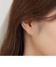 プチビジューピアス