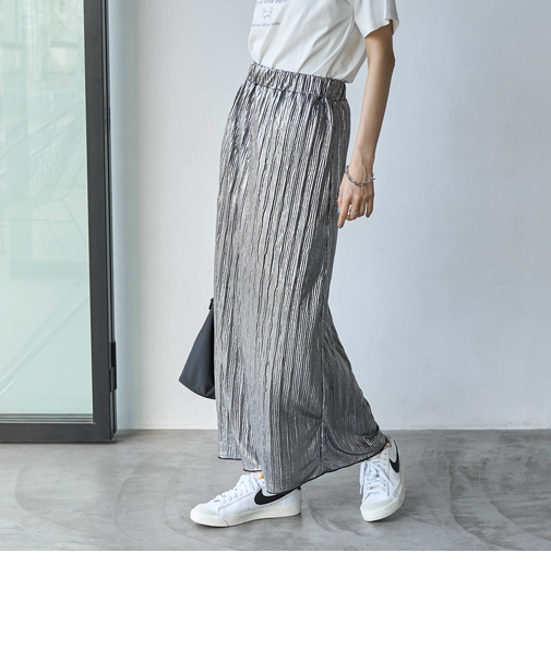 ラメヨウリュウナロースカート