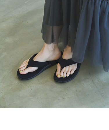 クッショントングサンダル（23.5～24.0cm／24.5～25.0cm）