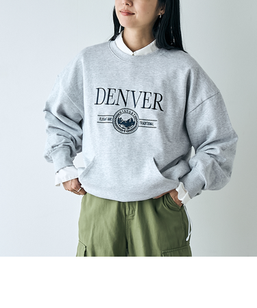 ロゴプリントカンガルーポケット裏毛スウェット