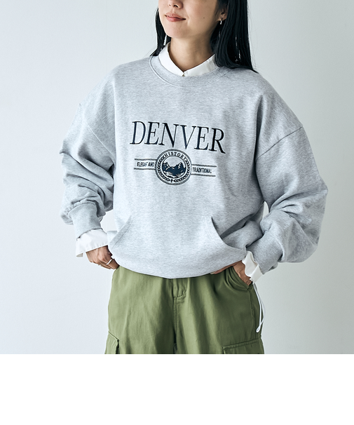 ロゴプリントカンガルーポケット裏毛スウェット