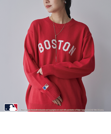 【スポーティ×ガーリー好バランス】MLB別注ワンポイントロゴクルーネックニット