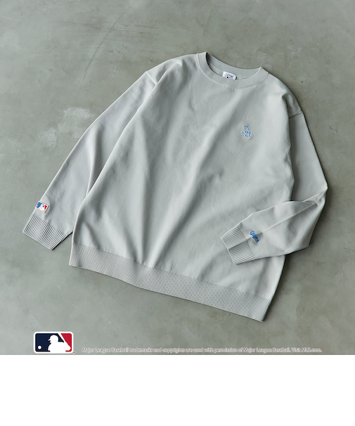 MLB別注　エンブレム付きクルーネックニット