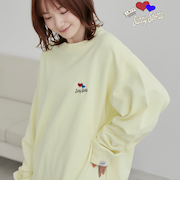 SunnySports（サニースポーツ）別注　ワンポイントハート刺繍スウェット