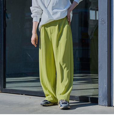 イージービューティーワイドパンツ（WEB限定サイズ）