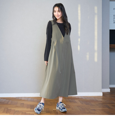 ポリツイル Vネック ジャンパースカート