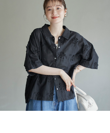 【新色登場・追加】3Dフラワー刺繍 ハーフスリーブシャツ