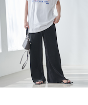 プリーツイージーワイドパンツ