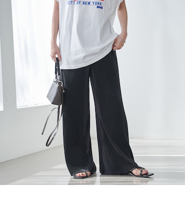 プリーツイージーワイドパンツ