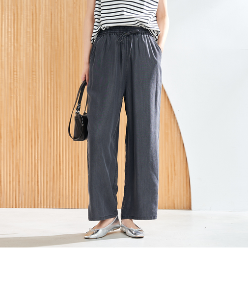 ライトデニムイージーワイドパンツ
