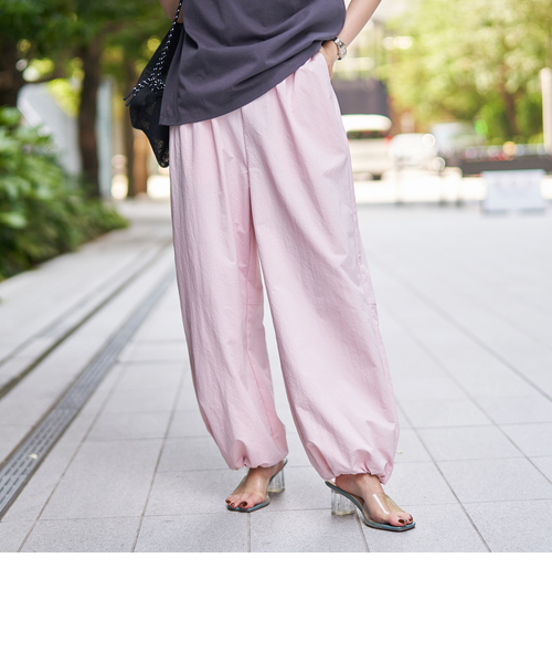 ARTS&SCIENCE バルキーバルーンパンツ　コットン　ベージュ ARTS&SCIENCE April delivery – PICTURE