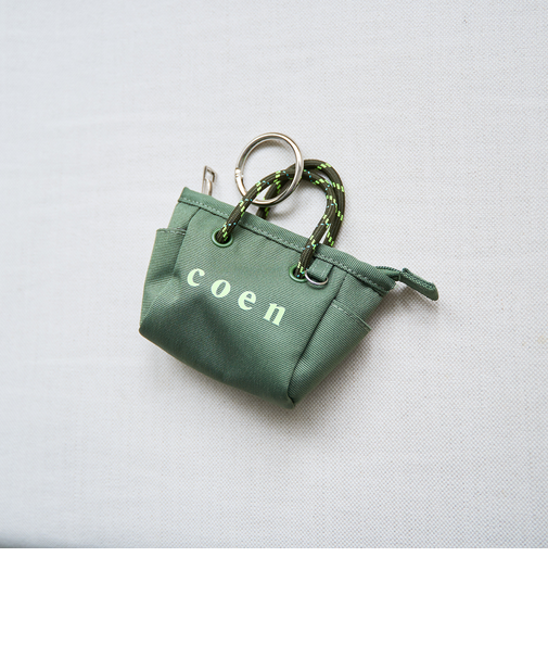 【再入荷・新色登場】coen（コーエン） ロゴ ポリキャンバストートバッグチャーム XS