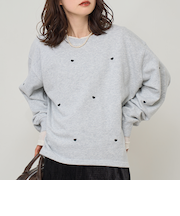 ハート刺繍裏毛スウェットプルオーバー