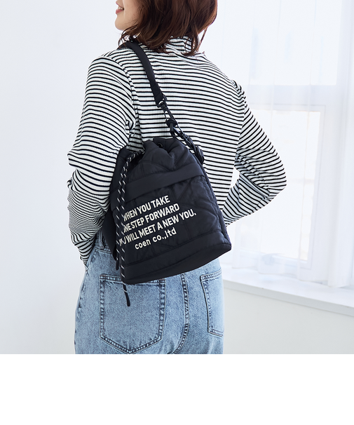 【再入荷・新色登場】ロゴ刺繍 幾何柄 キルト巾着ショルダーバッグ