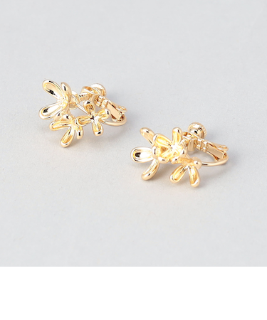 フラワーモチーフイヤリング