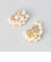 ボリュームツブツブパールイヤリング