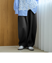 ダンボールイージーワイド カーブスウェットパンツ