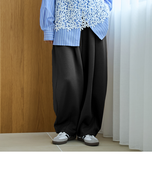 ダンボールイージーワイド カーブスウェットパンツ