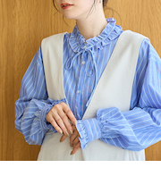 【イージーケア】フリルネックシャツ