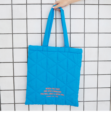 ロゴ刺繍 幾何柄 キルトトートバッグ