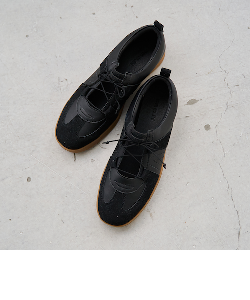 スクエアループスニーカー（WEB限定サイズあり）