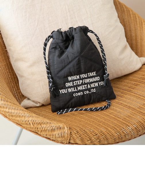 ロゴ刺繍 幾何柄 キルト巾着ショルダーバッグ（Sサイズ）